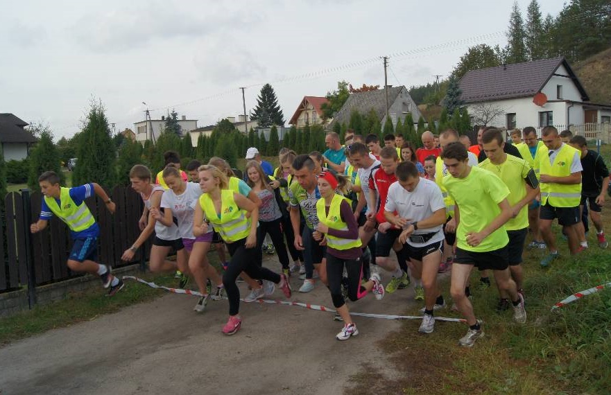 Ilustracja do informacji: Biegacze na start. III Bieg Pacółtowski już 22 października!