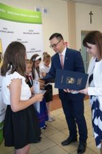 Miniatura zdjęcia: Nagrody i uznanie Wójta dla wybitnych uczniów