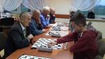 Miniatura zdjęcia: Jesienne spotkanie przy warcabach