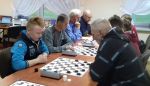 Miniatura zdjęcia: Jesienne spotkanie przy warcabach